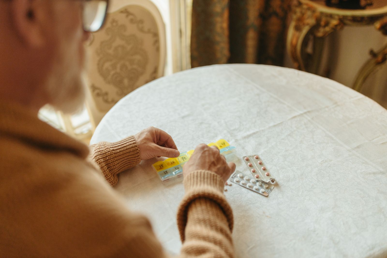 Zoom sur les besoins après 60 ans et les contrats adaptés.